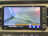 バックでの車庫入れも安心です! リアカメラが付いているバックモニター付のナビを装備しております。操作線もついており距離感も画面から確認できます。