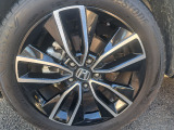 純正アルミホイールのお写真です。オシャレは足元からですね♪