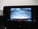 バックモニターがついていますのでバックでの駐車が苦手な方でも大丈夫です。実際のバック駐車は目視確認と合わせてお使い下さい。