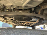 下回りの状態です。錆が少ない車です。