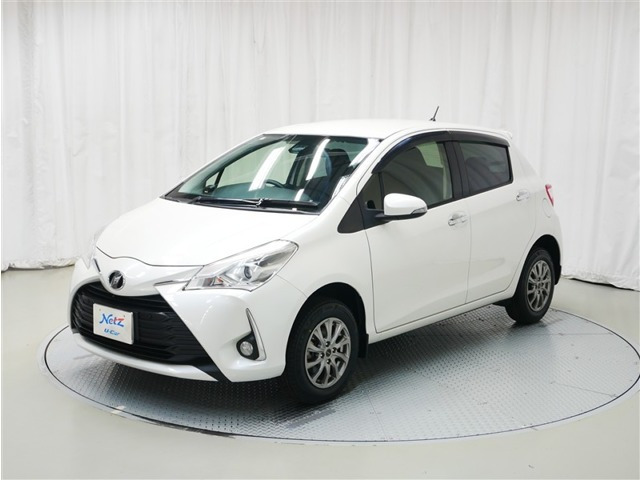 ヴィッツ1.3 F セーフティ エディション 4WD