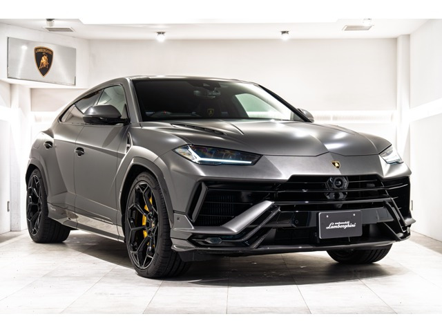 ウルスペルフォルマンテ 4WD