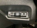 ハンドルの左下にETCがついています。高速道路の料金所の通過も楽々です。 カードの取り出しもしやすい場所についています。