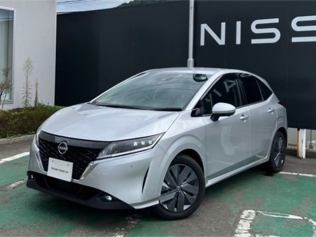 ノート 1.2 X FOUR 4WD 