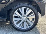 リア側も同様です。またオールシーズンタイヤ装着車ですので浅雪なら安心して走行可能です。