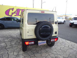 バックモニター付きですので車庫入れ等、運転に自身のない方でも安心です!
