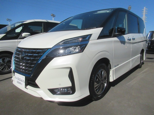 セレナ 1.2 e-POWER ハイウェイスター V