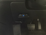 ビルトインタイプの【ETC】で見た目もスッキリ。高速道路の利用にとても便利です。
