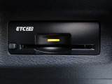 音声案内タイプETC2.0装備☆最近はETC搭載車専用の高速道路出入り口も増えてきました。ETCがあれば、キャッシュレスで料金所をノンストップで通過できます。
