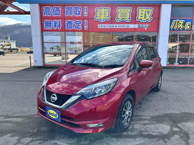 ノート1.2 X FOUR スマートセーフティエディション 4WD