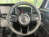 【純正革巻きステアリング】上質な革を使用することで、手にしっかり馴染みとても運転しやすいハンドルです♪