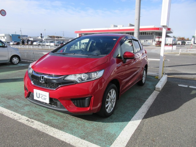 フィット1.5 ハイブリッド Fパッケージ コンフォートエディション 4WD