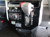 シフトレバー&エアコンスイッチ