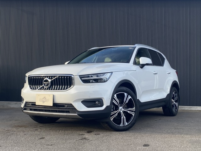 XC40 B4 AWD インスクリプション 4WD 