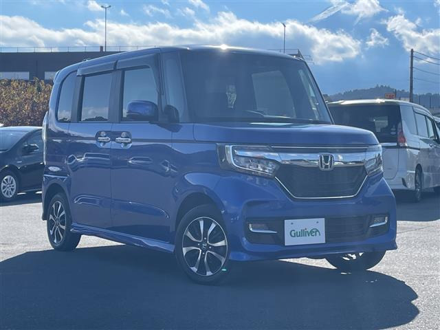 N-BOXカスタムG スロープ L ホンダセンシング 4WD修復歴無し