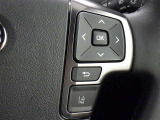 各操作スイッチなどもハンドルから手を放すことなく操作可能で安全運転に支援いたします!