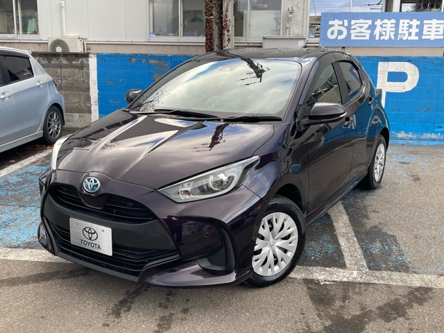 ヤリス1.5 ハイブリッド X E-Four 4WD