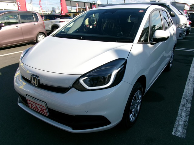 フィット  1.5 e:HEV ホーム 4WD