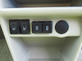 運転席・助手席にシートヒーターを装備しております!