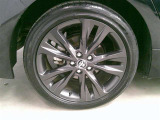 純正17インチアルミホイール!ボディにバッチリ合ってます!