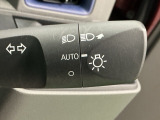 オートライトコントロールはライトのつけ忘れや消し忘れを防止。無灯火走行による事故を未然に防げます