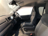 清潔で広々した座席です!是非、現車を見て体感してみてください。