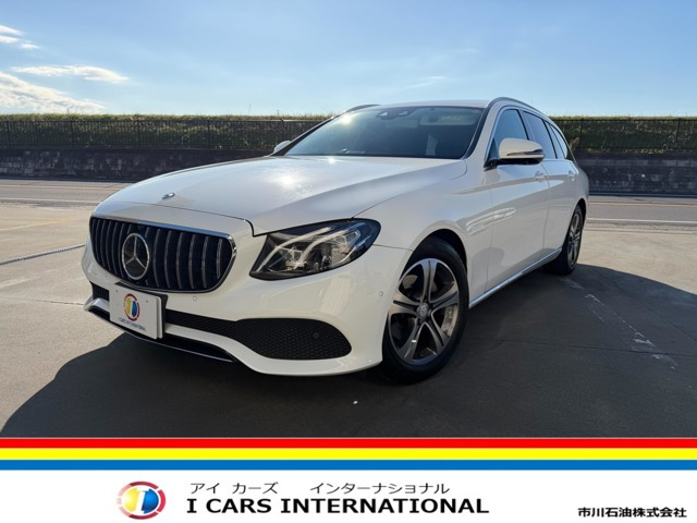 EクラスワゴンE220d アバンギャルドパナメリカーナグリル ハーフレザーシート