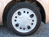 純正のホイールカバーを履いてます!