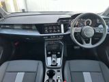 A3セダン 30 TFSI アドバンスド 