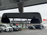 【買い取り】お車の買い取り、下取もご相談ください!買い取りにも力を入れており、当店自慢のディーラーがご納得のお値段で買いとらせていただきます。まずは、ご相談だけでも頂ければ嬉しいです!