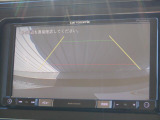 バックカメラも装備しています。気になる後ろの見通しや車庫入れにも大活躍!運転が困難な場所でもしっかりサポート!心強い味方のモニターです。【バックカメラ】付の車って1回乗るとクセになります。