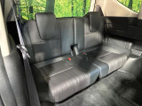 3列目シートはもちろん状態良好☆大人でもゆったりと座って頂けますので、大人数でのお出かけもラクラクです♪ご家族で、気の知れた仲間で、ドライブに行くのが楽しみですね♪