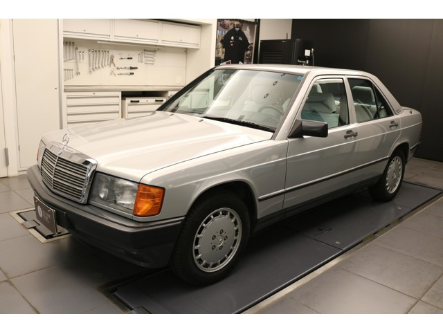 190クラス 190E 2.6 