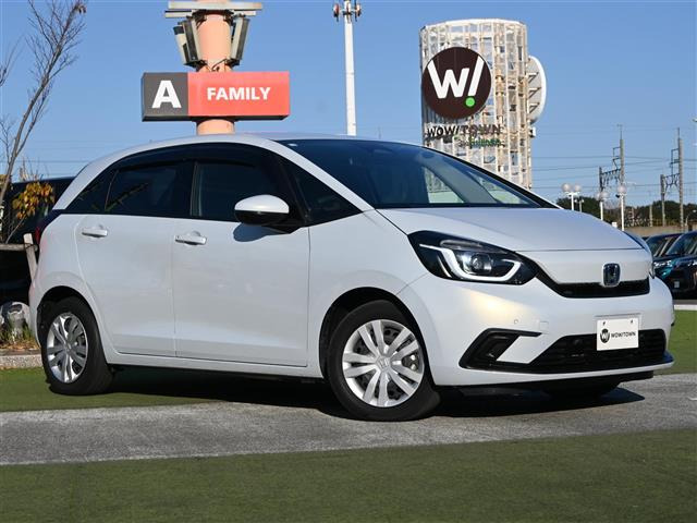 フィット1.5 e:HEV ベーシックワンオーナー 修復歴無し