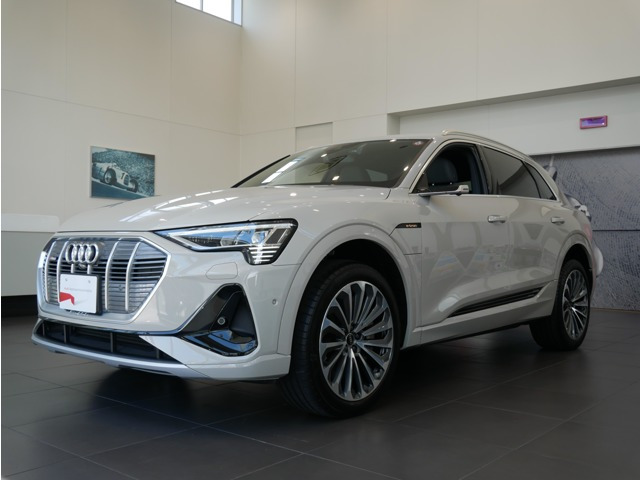 e-tron55 クワトロ Sライン 4WD