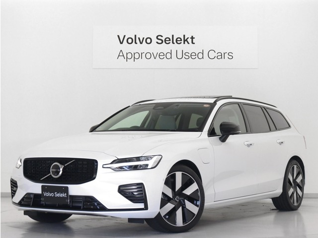 V60リチャージ PHEV T6 AWD アルティメット 4WD