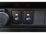運転席/助手席シートヒーター付です。