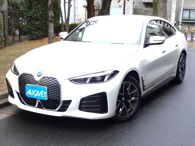 i4 eドライブ40 Mスポーツ