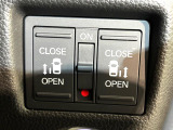 【両側パワースライドドア】スマートキーや運転席のスイッチで後席両側スライドドアの開閉が可能♪電動だから力を入れてドアを開ける必要が無く、小さなお子様でも簡単に開け閉めでき快適です♪