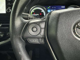 ステアリングスイッチ装備!運転しながら手元でオーディオの操作などができます。