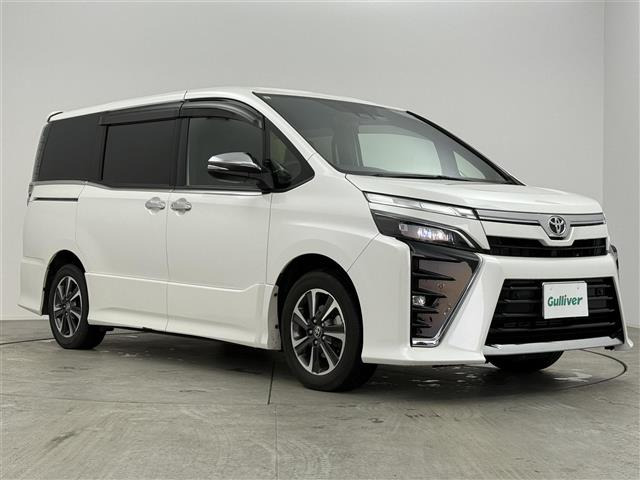 ヴォクシー 2.0 ZS 煌III 修復歴無し