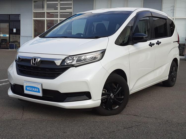 フリード1.5 G ブラックスタイル