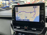 純正ナビを装備。タッチパネル式で使いやすく、お出かけもラクラクです。