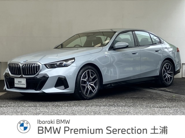 5シリーズセダン 523d xドライブ Mスポーツ 4WD