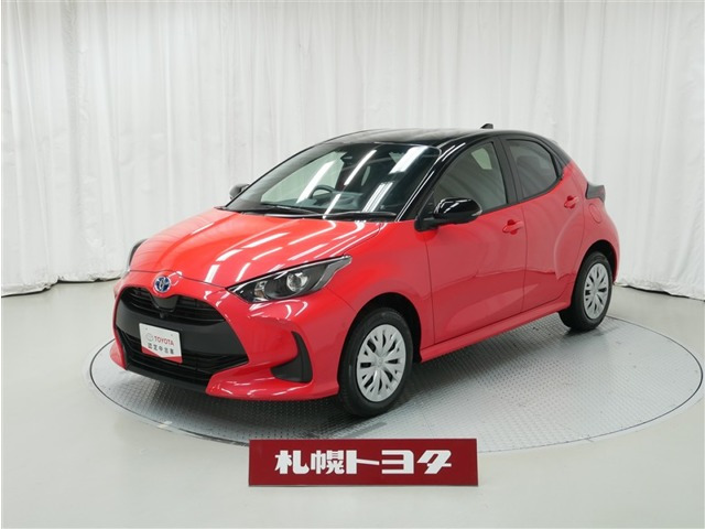ヤリス1.5 ハイブリッド G E-Four 4WD