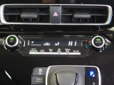 オートエアコンを装着しておりますので車内をお好みの快適な温度に保つことが可能です!