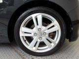 純正16インチアルミ!タイヤサイズは165/50R16です