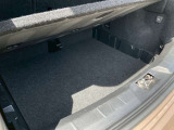 トランク下部にも収納がございます☆