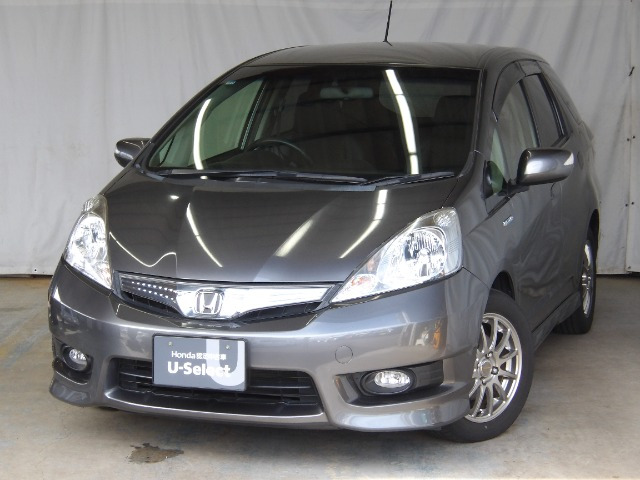 フィットシャトルハイブリッド 1.3 スマートセレクション ファインライン