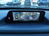360度ビューモニター フロント・リア・サイドミラー・バックと死角をカバーする安全装備です